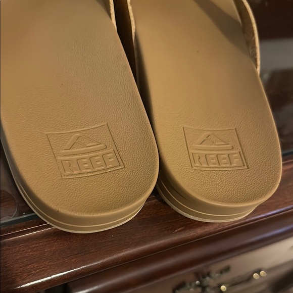 Reef Tan Flip Flops - Picture 3 of 3